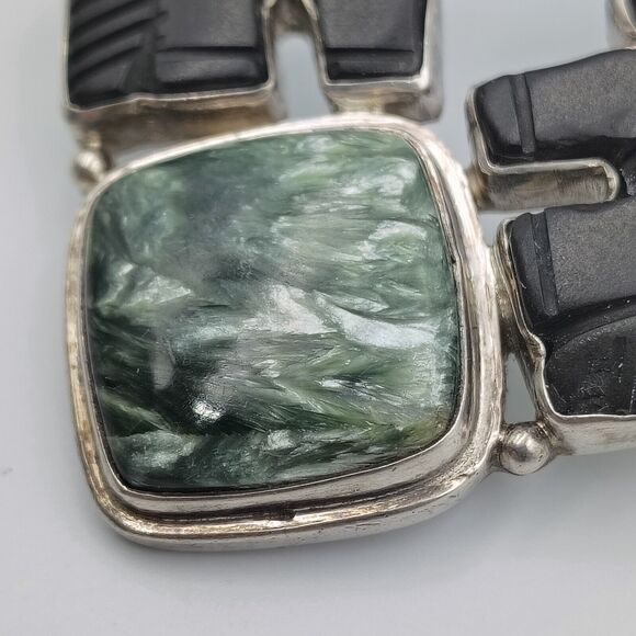 Vintage Sajen Sterling Silver 925 Carved Horse Onyx Seraphinite Peridot Pendant - Picture 10 of 14